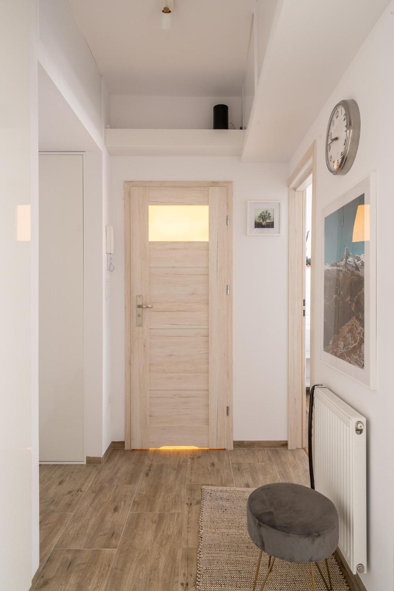Rentplanet - Nowowiejska Apartamento